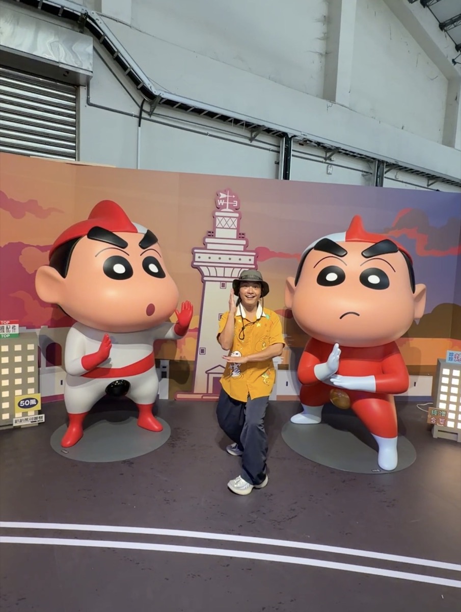 蠟筆小新室內展雙小新模型